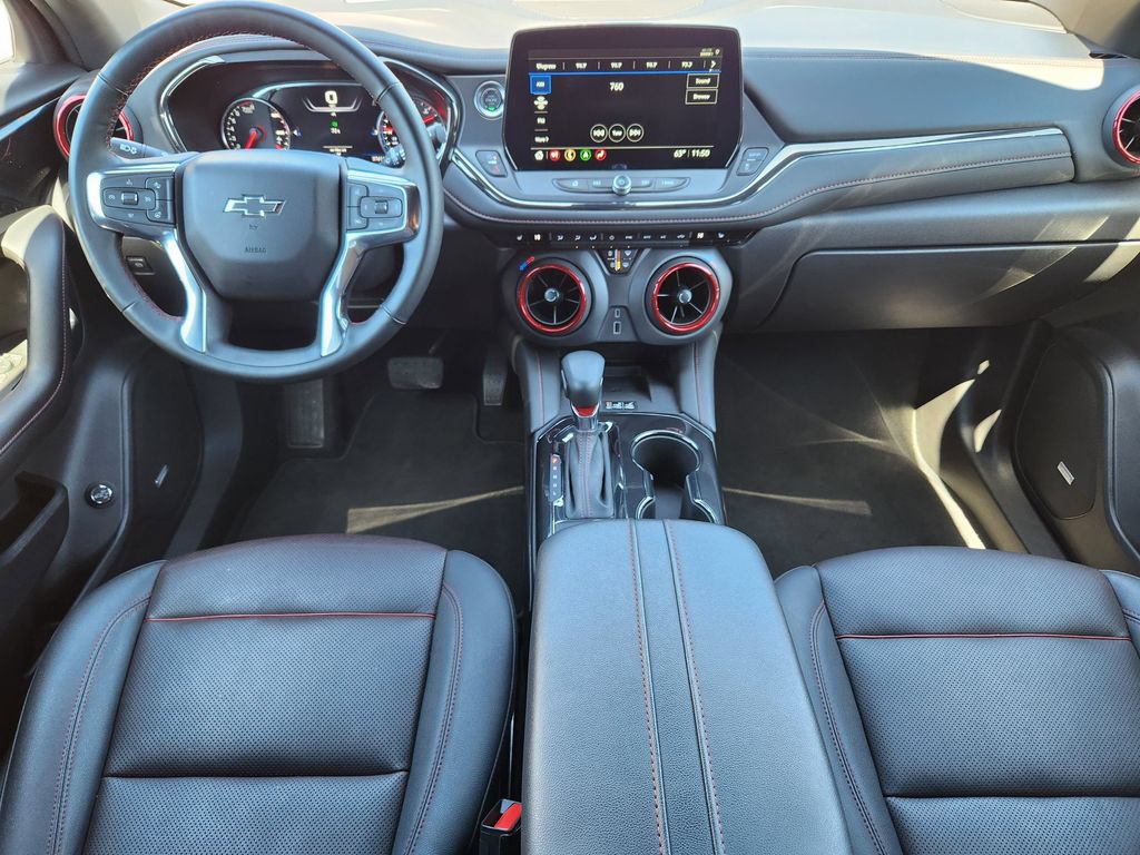 Used 2025 Chevrolet Blazer RS FWD image 31