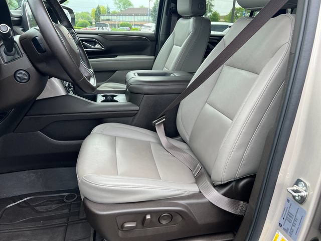 Certified 2024 Chevrolet Tahoe LT w/ Luxury Package AWD/4WD image 9