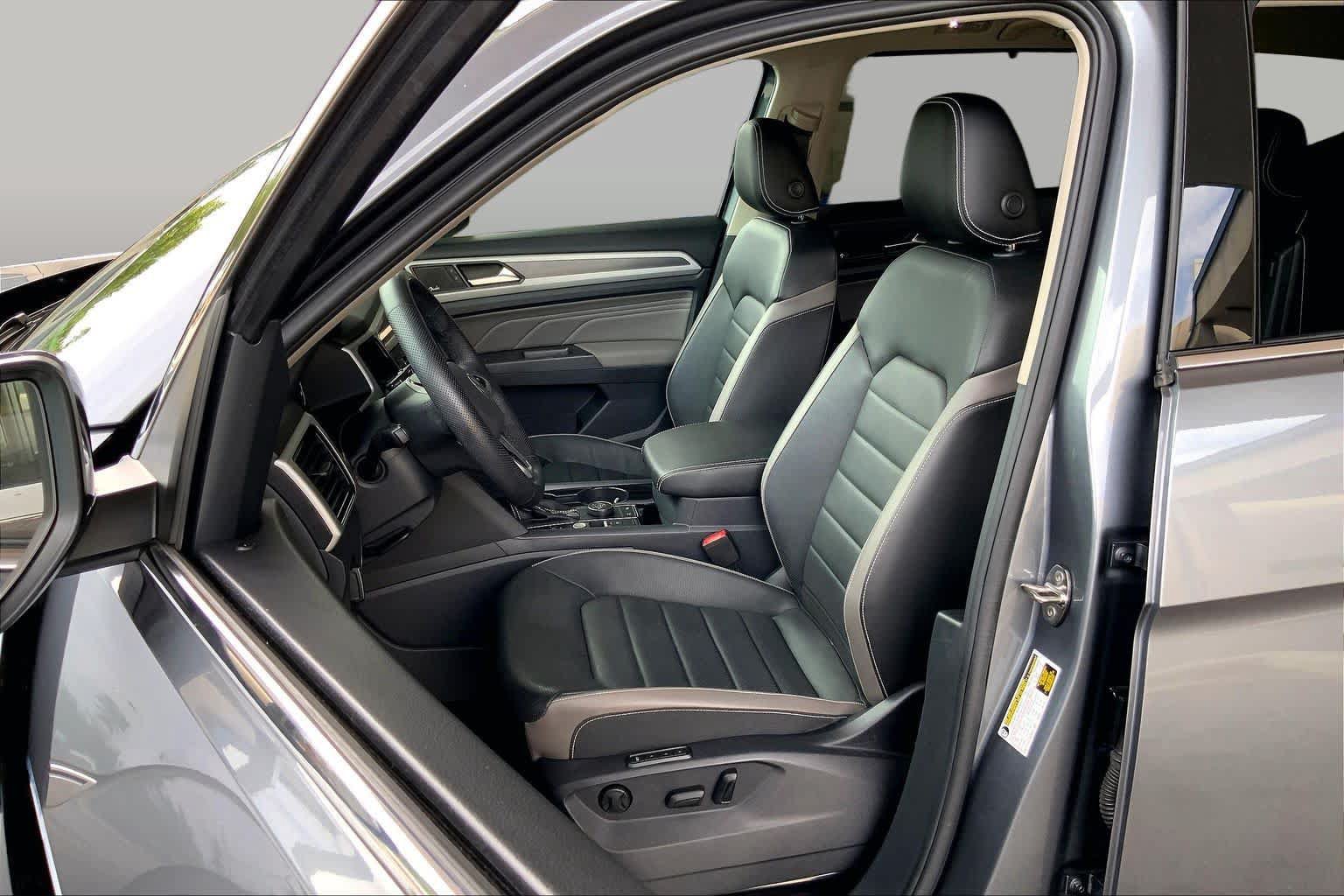 Used 2023 Volkswagen Atlas SEL Premium AWD/4WD image 8