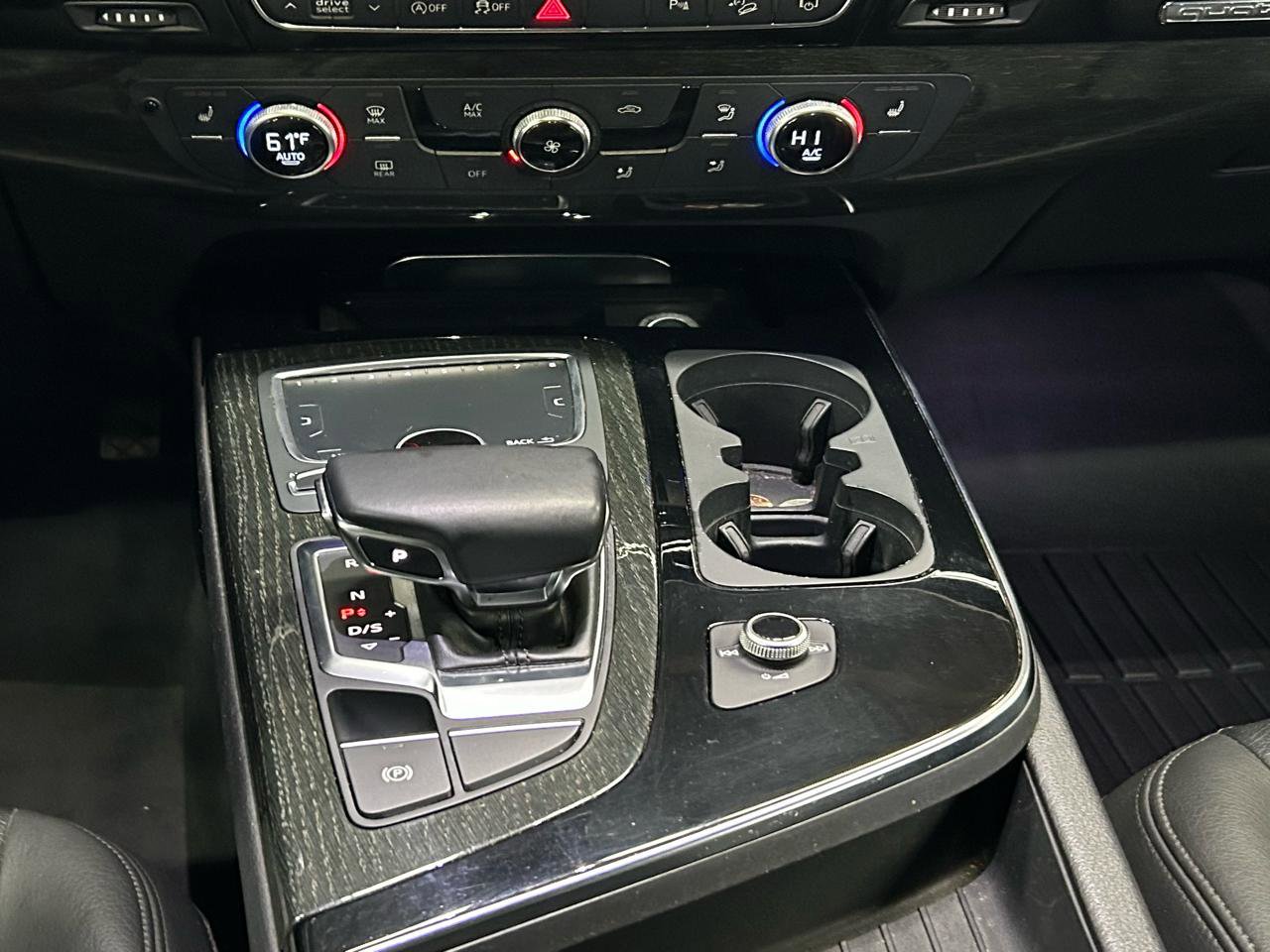 Used 2018 Audi Q7 3.0T Premium image 17