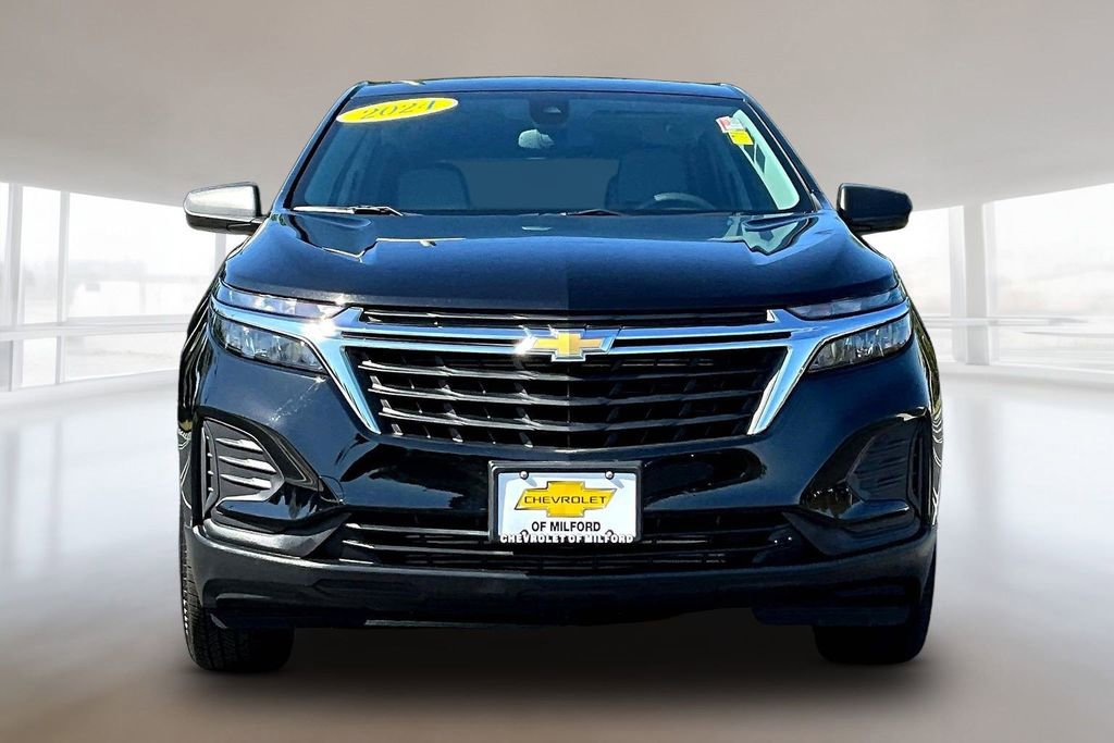 Used 2024 Chevrolet Equinox LS AWD/4WD image 2