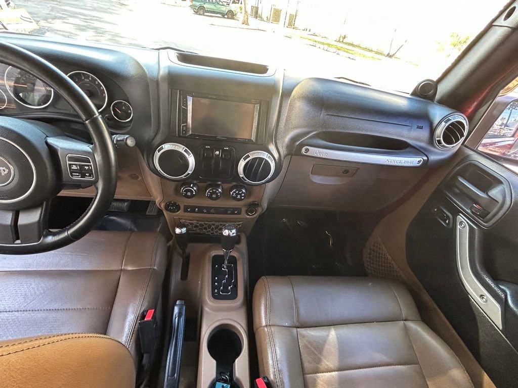 Used 2012 Jeep Wrangler Sahara image 10