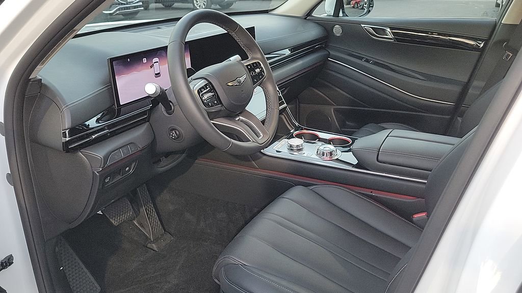 Used 2025 Genesis GV80 2.5T Standard image 16