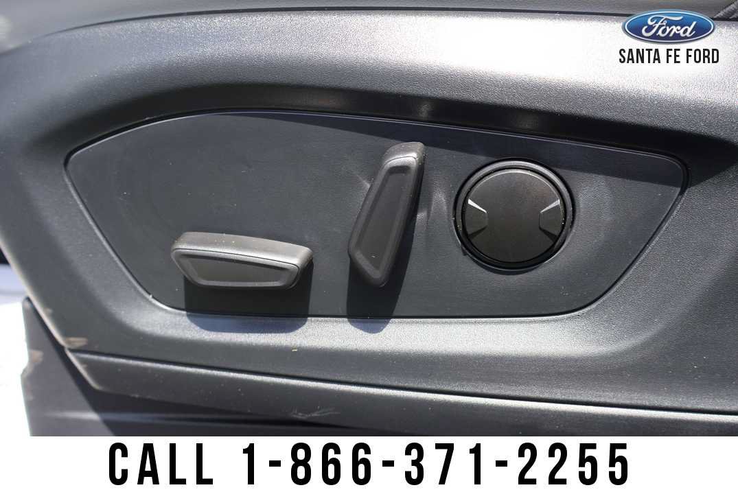 New 2026 Ford Explorer Active w/ Active Comfort Package RWD image 17