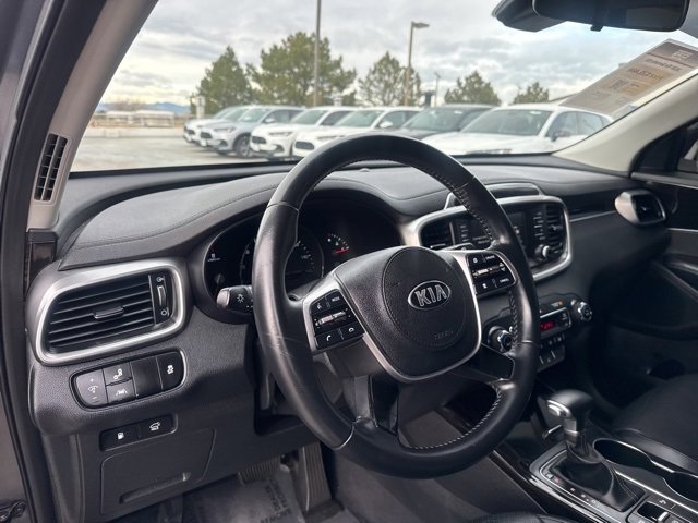 Used 2020 Kia Sorento EX image 16