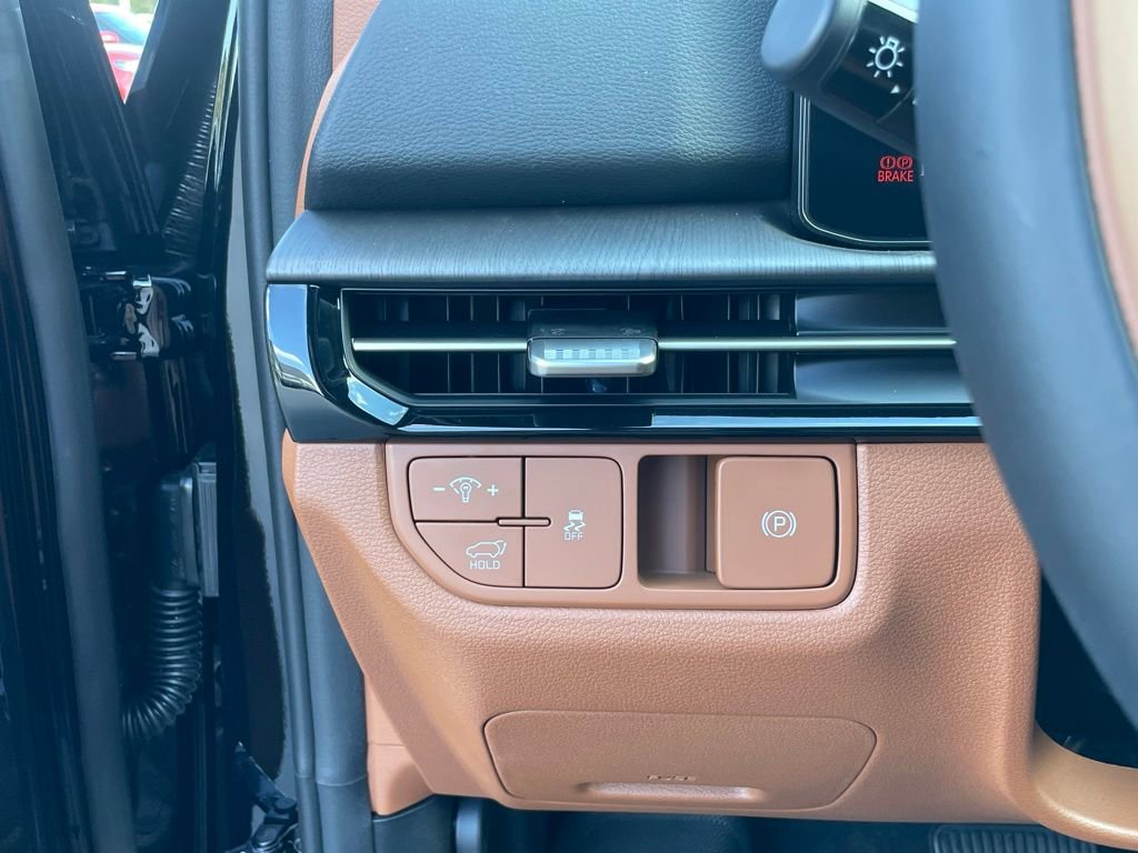 New 2026 Kia Sportage X-Line w/ X-Line Technology Package image 12