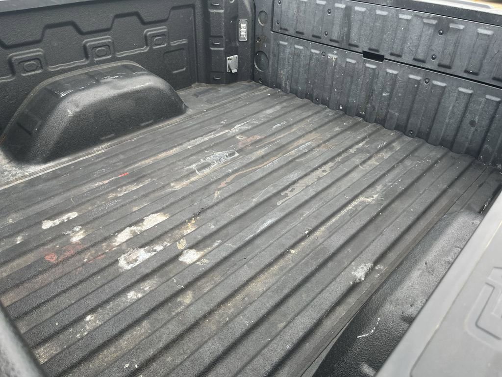 Used 2019 GMC Sierra 1500 SLT w/ SLT Premium Package AWD/4WD image 21