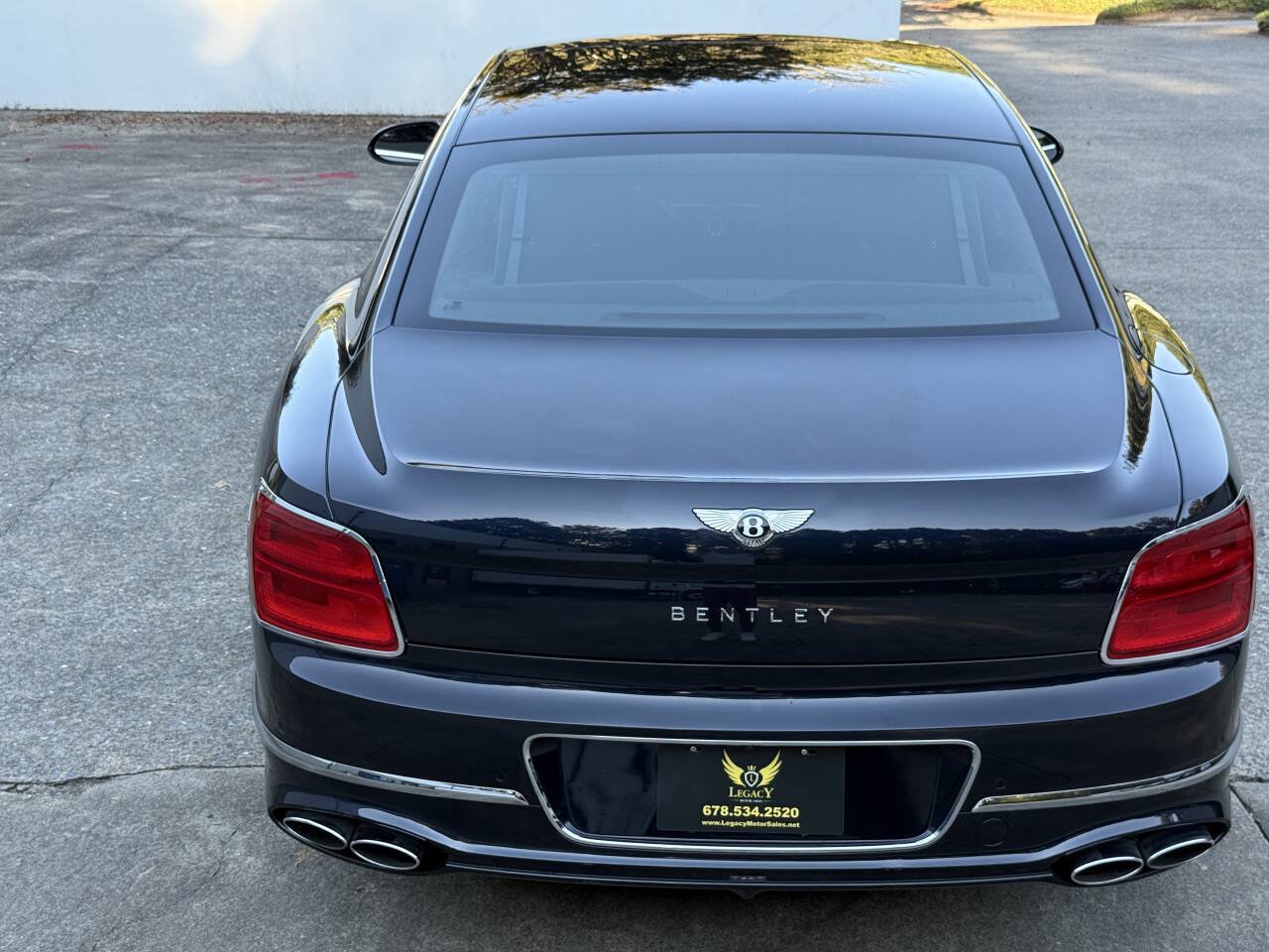 Used 2022 Bentley Flying Spur V8 AWD/4WD image 13