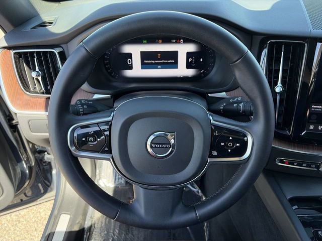 Used 2023 Volvo XC60 B5 Plus w/ Protection Package Premier image 25