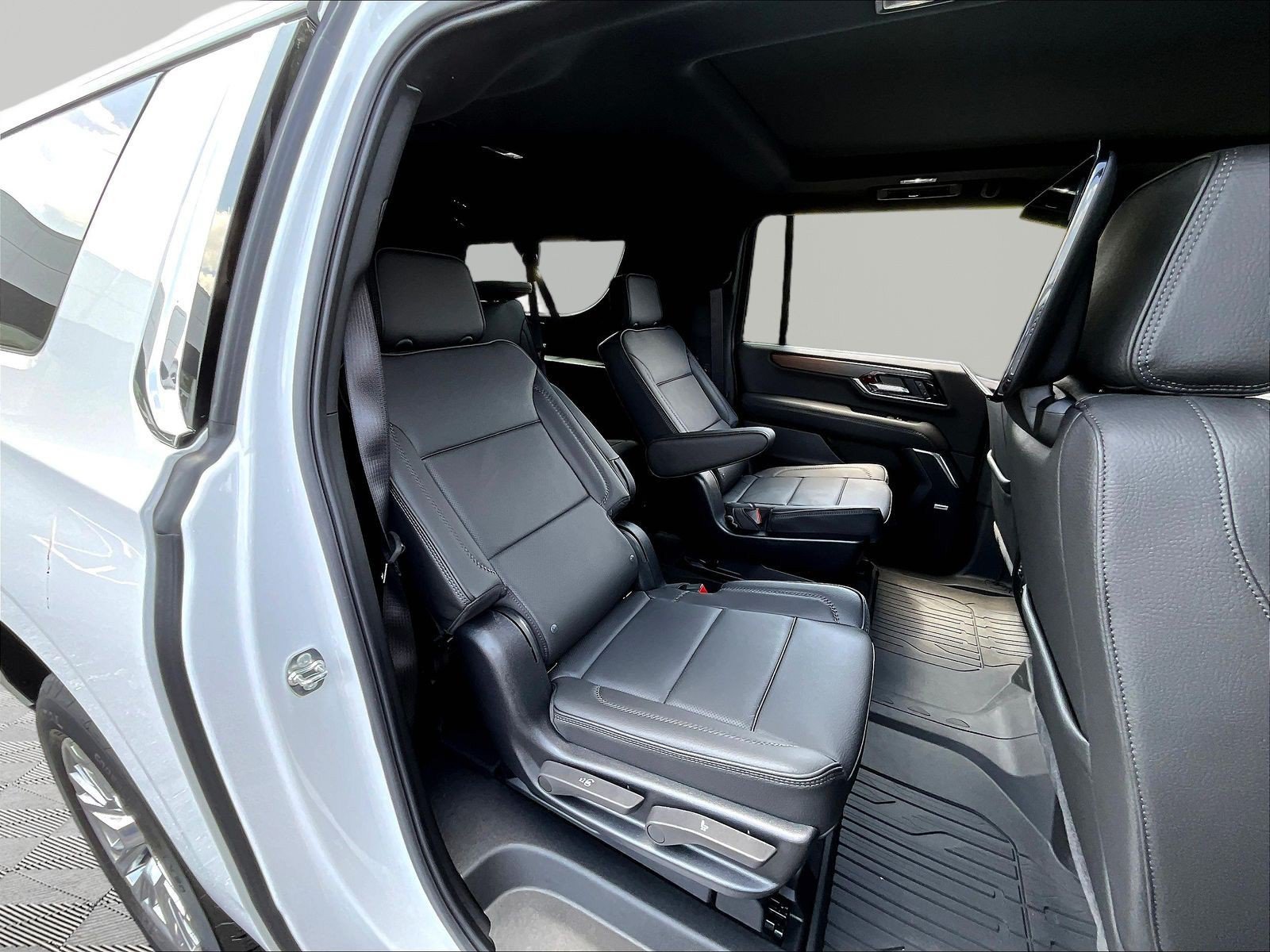 New 2026 GMC Yukon XL Denali w/ Advanced Technology Package AWD/4WD image 20