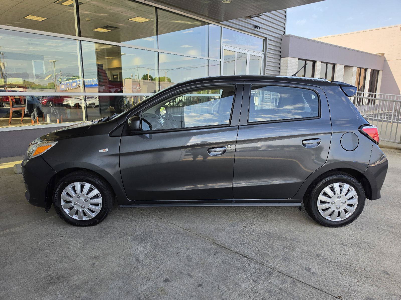 Used 2024 Mitsubishi Mirage FWD image 2