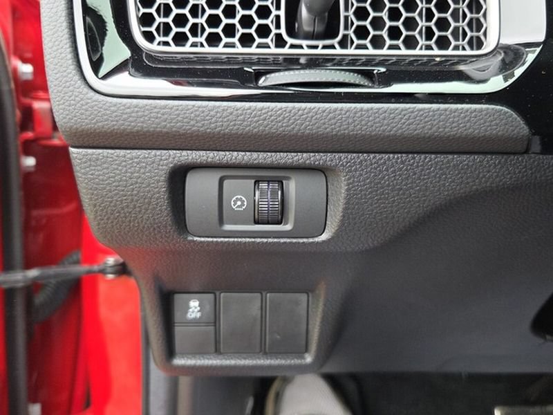 Used 2025 Honda Civic Sport image 25