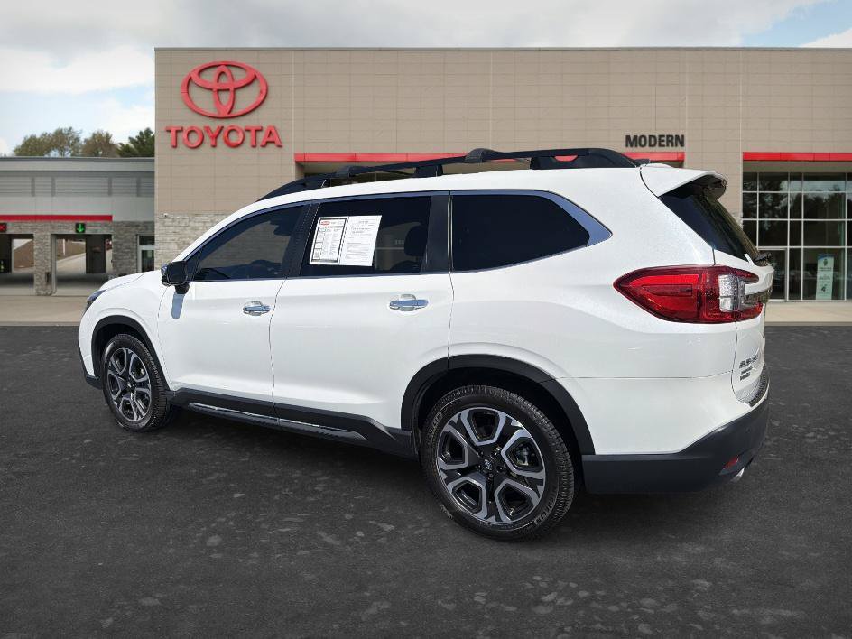Used 2023 Subaru Ascent Touring AWD/4WD image 6