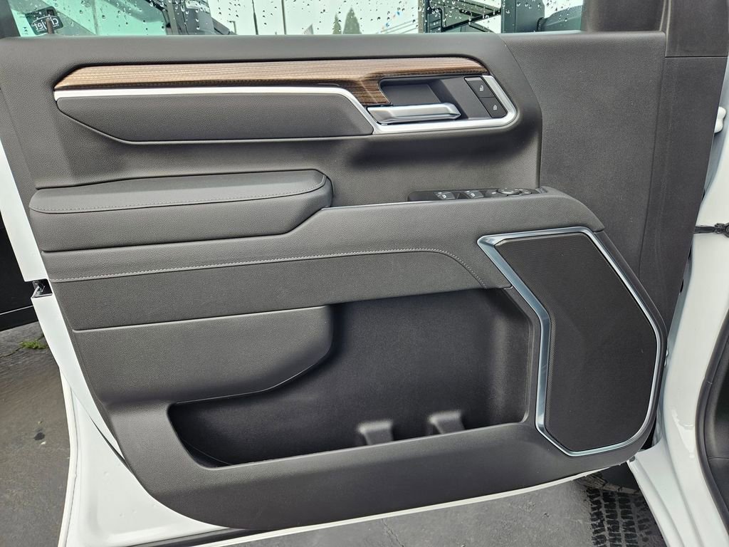 New 2026 Chevrolet Silverado 3500 LT image 10