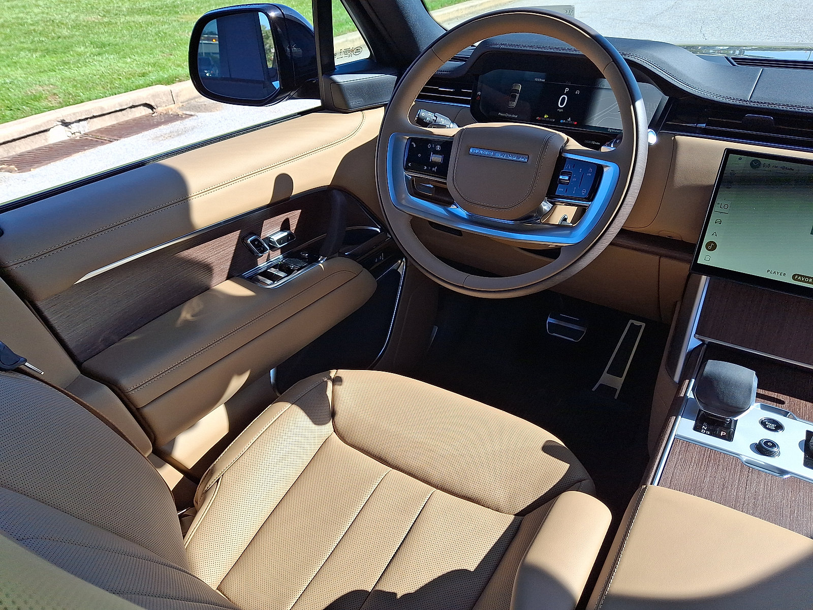 New 2027 Land Rover Range Rover SE AWD/4WD image 8