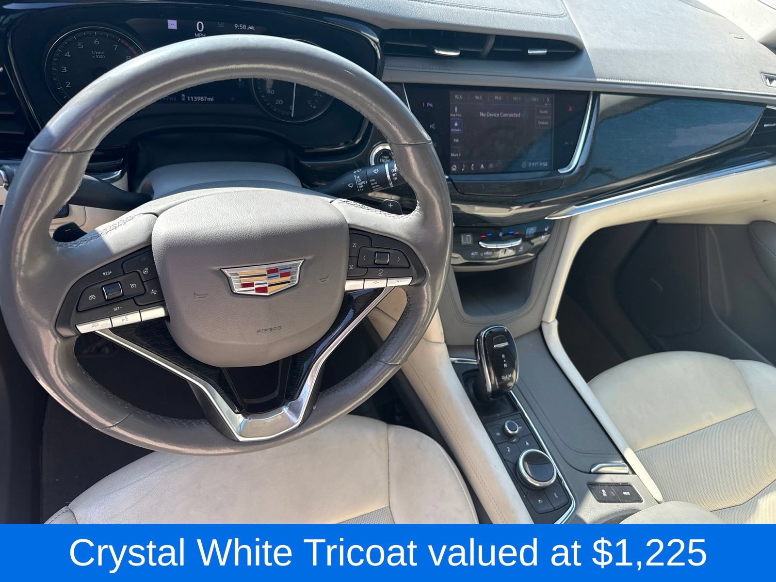 Used 2020 Cadillac XT6 Premium Luxury FWD image 4
