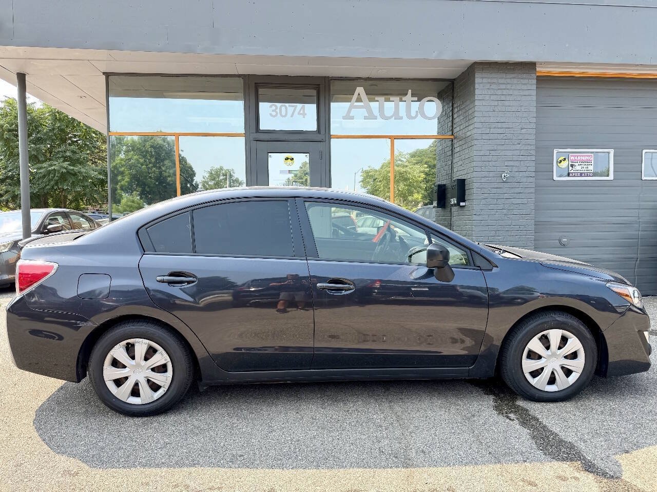 Used 2015 Subaru Impreza 2.0i AWD/4WD image 2