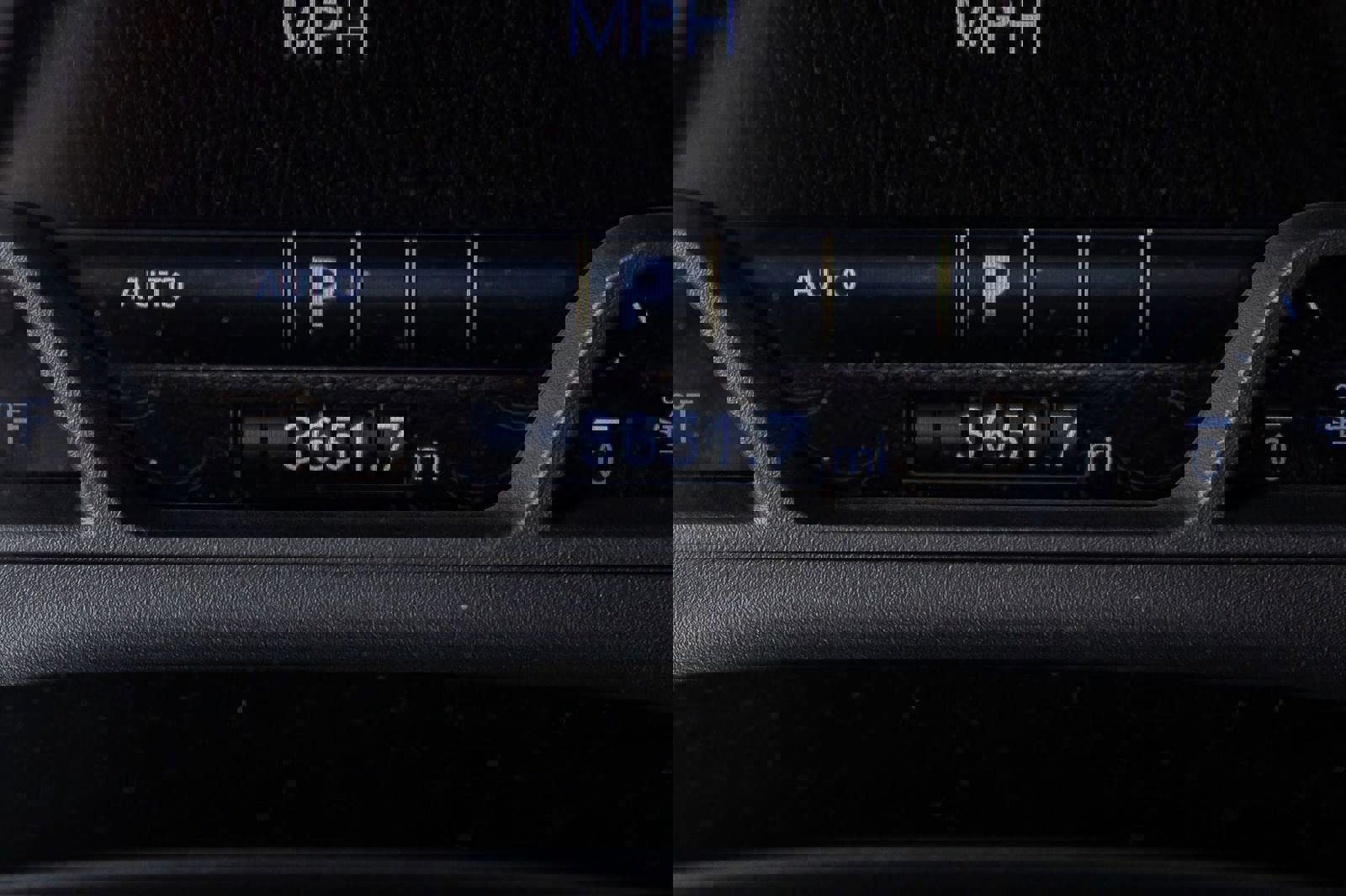 Used 2025 RAM 1500 Lone Star image 21