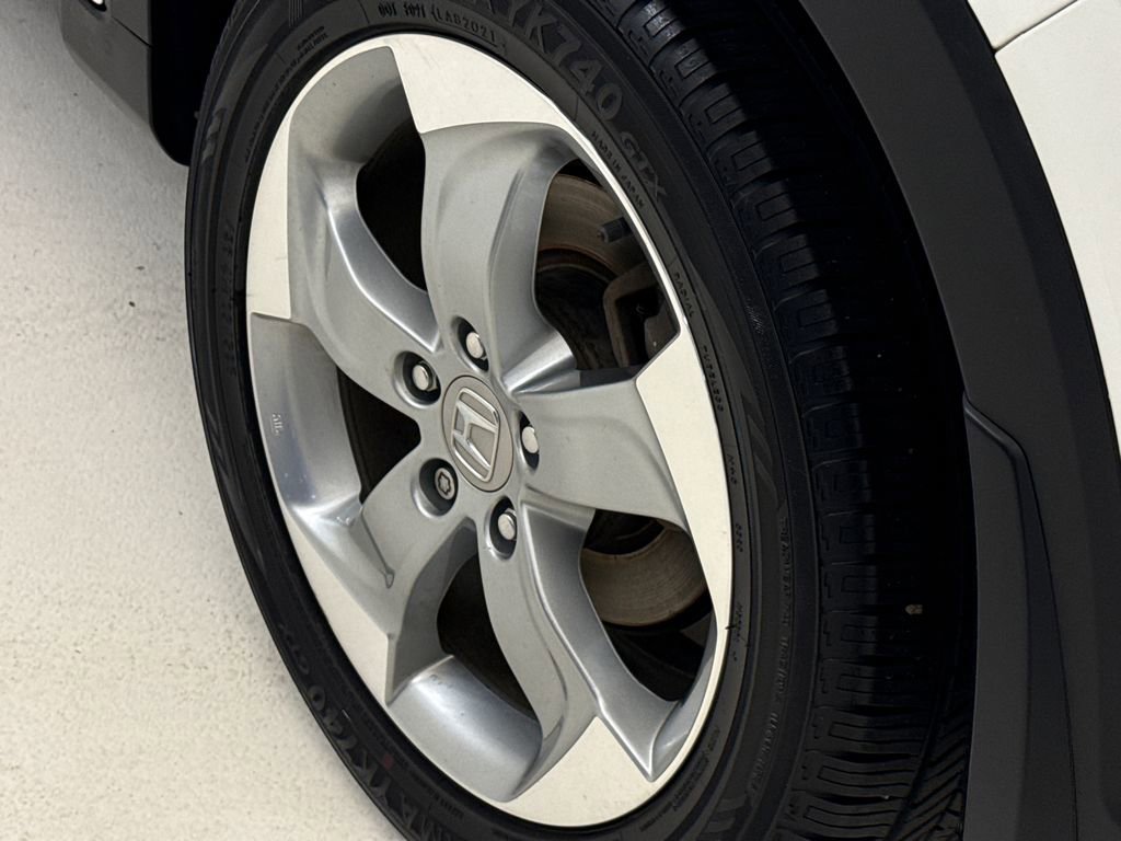 Used 2017 Honda HR-V LX image 11