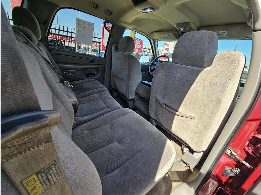 Used 2005 GMC Yukon 2WD image 16