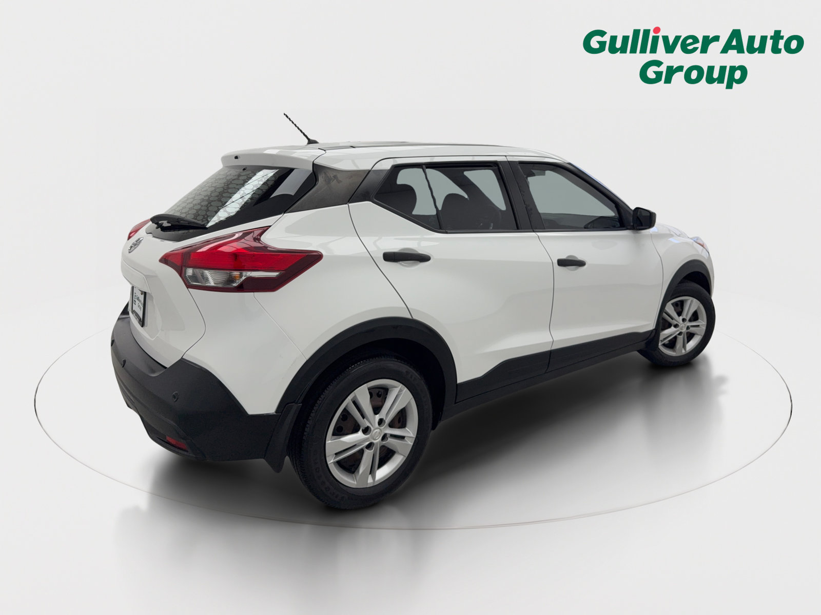 Used 2020 Nissan Kicks S FWD image 8