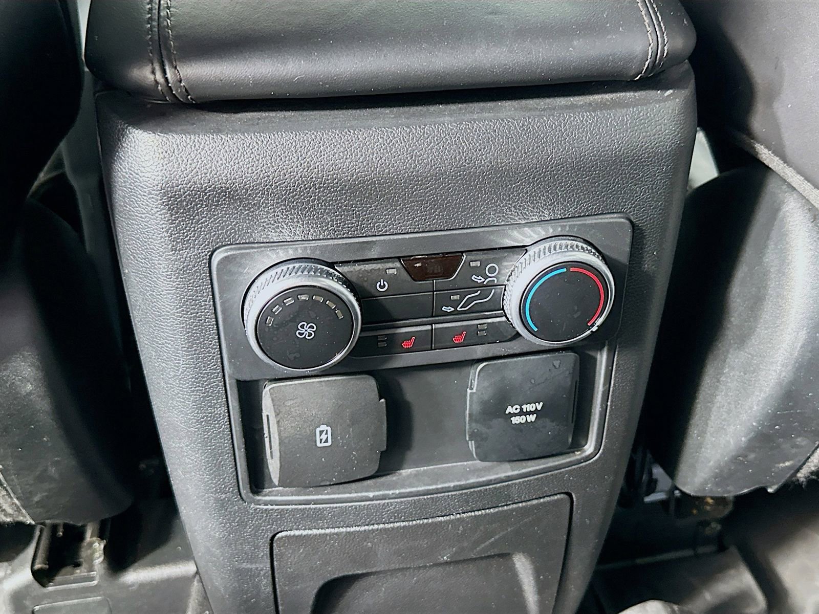 Used 2023 Ford Explorer Platinum w/ Technology Package AWD/4WD image 26