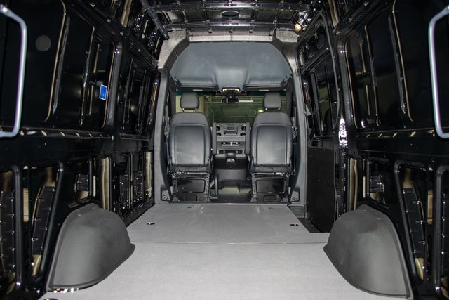 Used 2024 Mercedes-Benz Sprinter 144 Cargo image 4