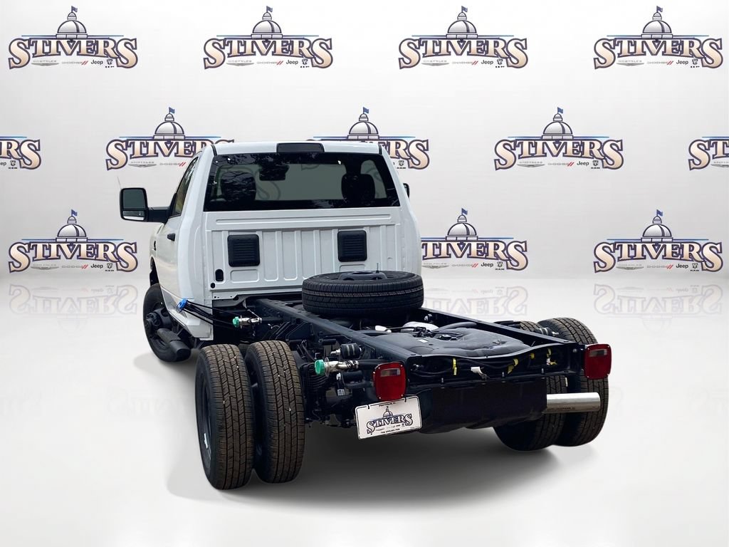 New 2026 RAM 3500 Tradesman AWD/4WD image 4