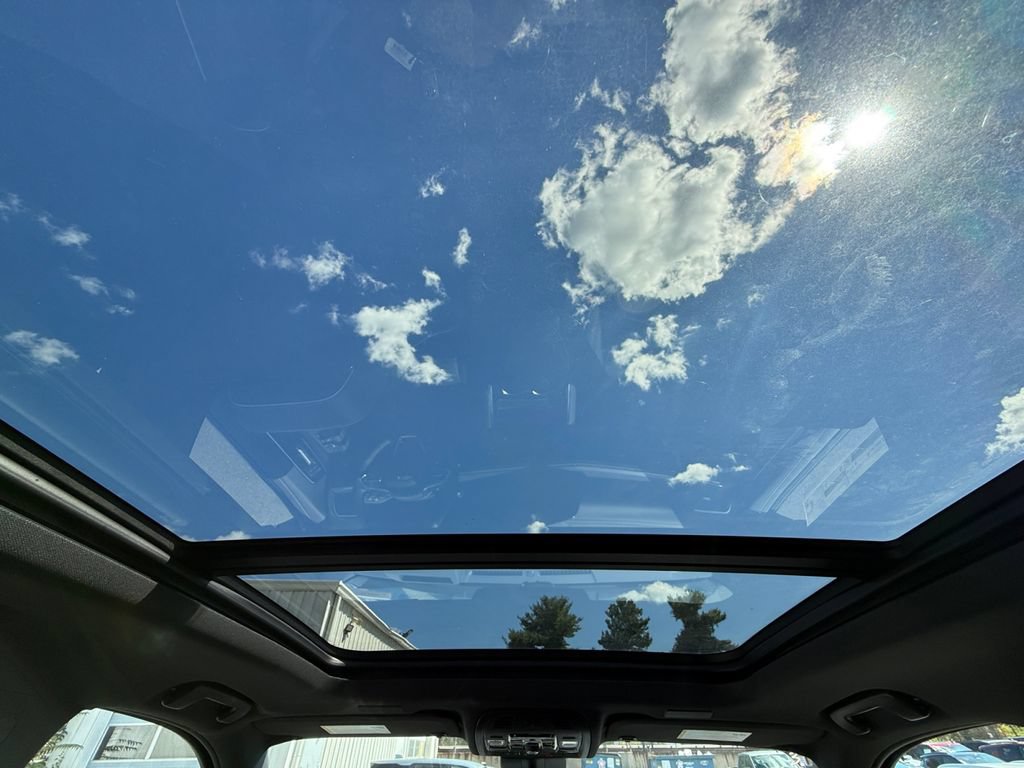 New 2026 Chevrolet Suburban Premier AWD/4WD image 26