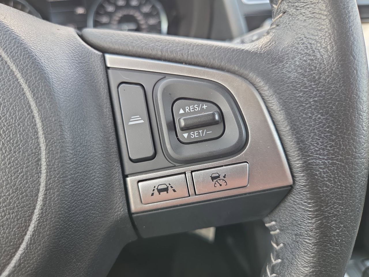 Used 2018 Subaru Forester 2.5i Limited AWD/4WD image 38