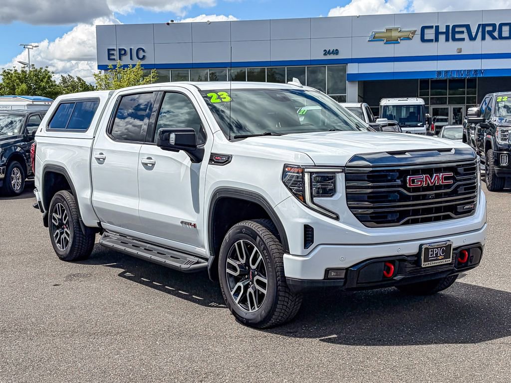 Used 2023 GMC Sierra 1500 AT4 w/ Technology Package AWD/4WD image 5