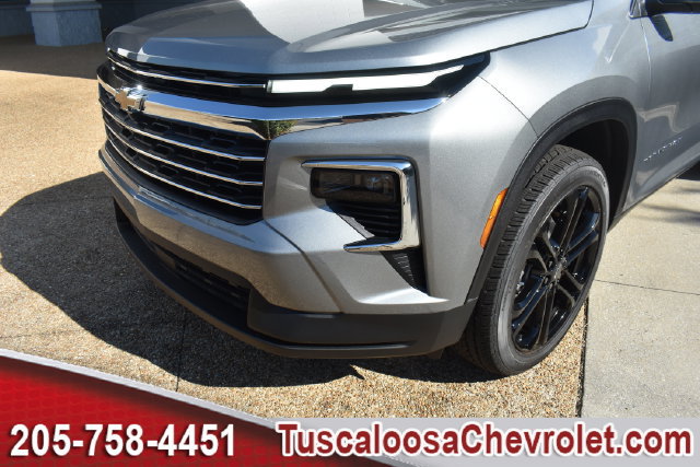 New 2027 Chevrolet Traverse LT FWD image 36