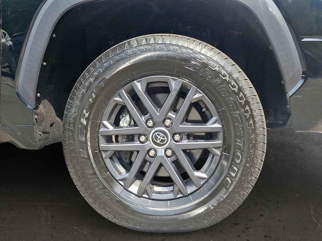 Used 2024 Toyota Tundra SR5 w/ SR5 Convenience Package AWD/4WD image 9