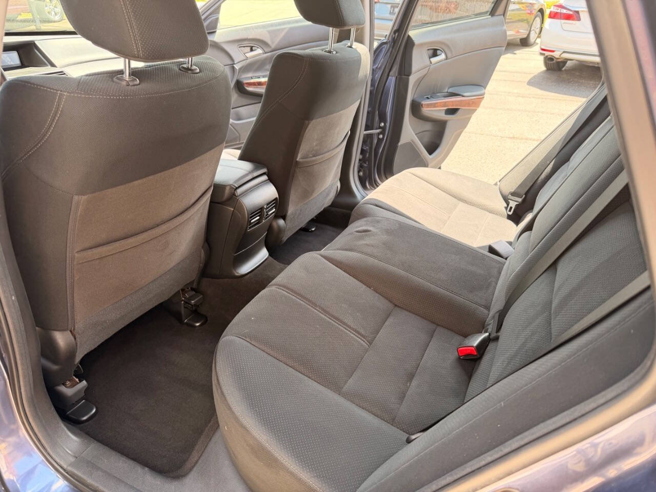 Used 2012 Honda Crosstour EX image 12