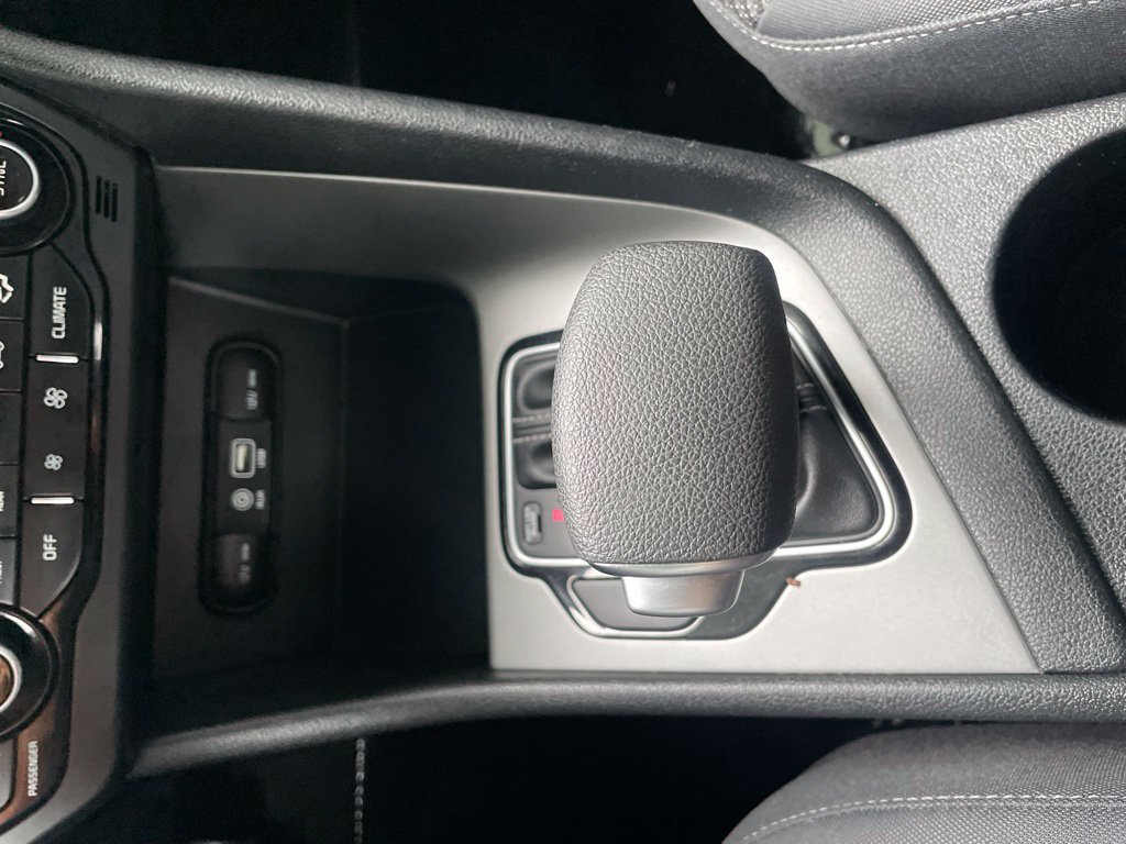 Used 2018 Kia Niro LX FWD image 24