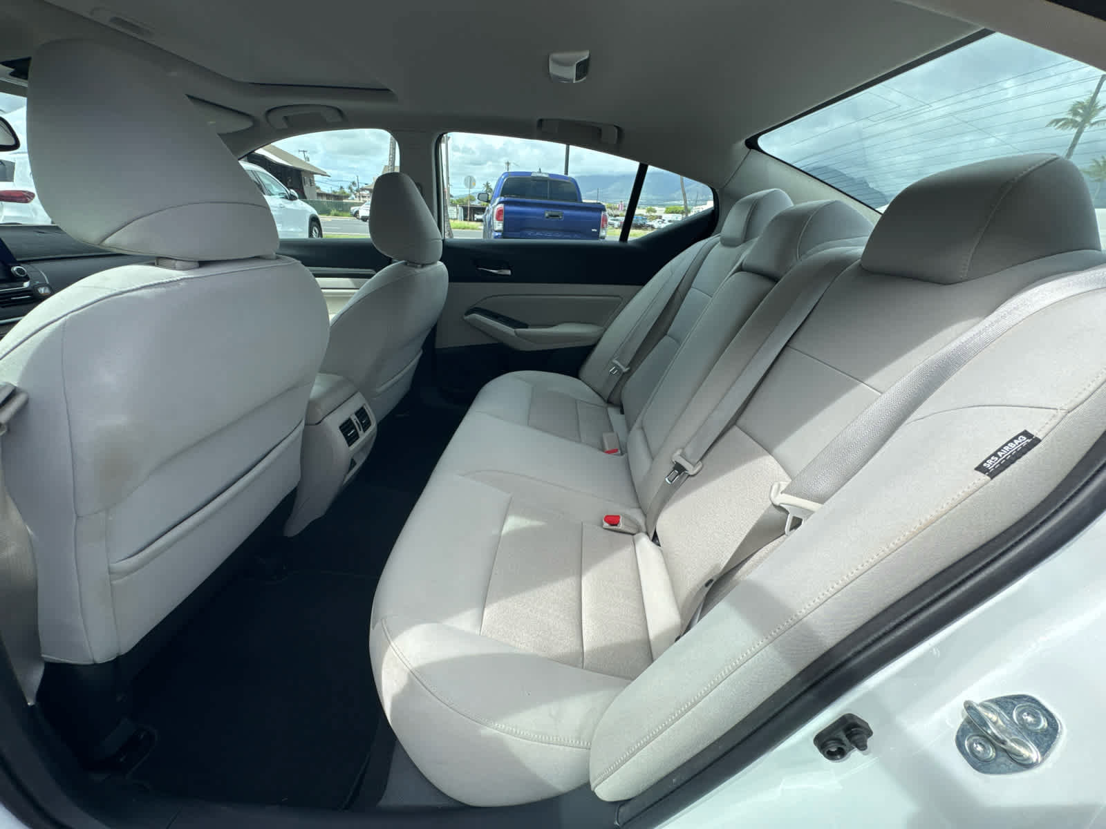 Used 2019 Nissan Altima 2.5 SV image 14