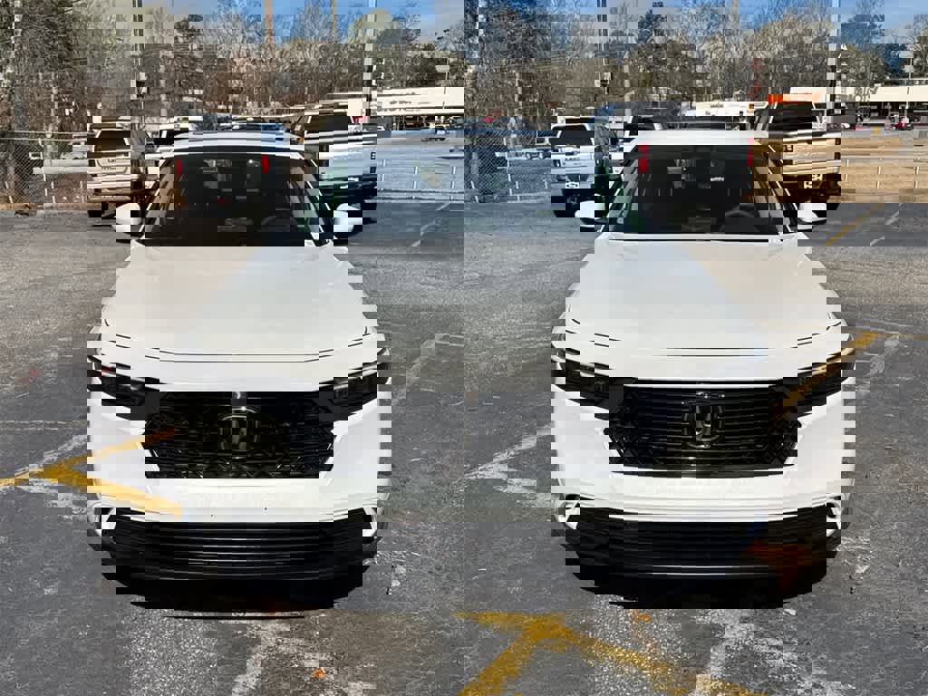 Used 2024 Honda Accord EX image 2