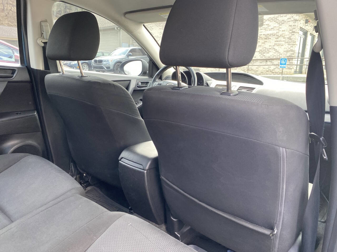 Used 2011 MAZDA MAZDA3 i Sport image 26