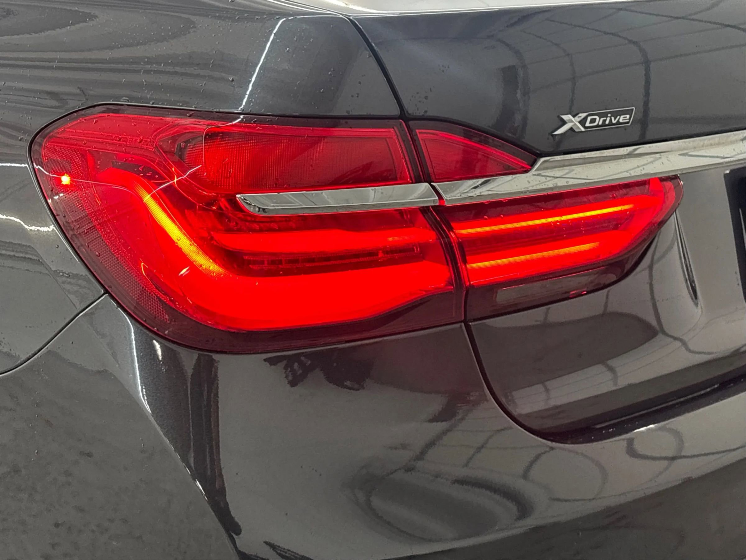 Used 2017 BMW 750i xDrive image 35