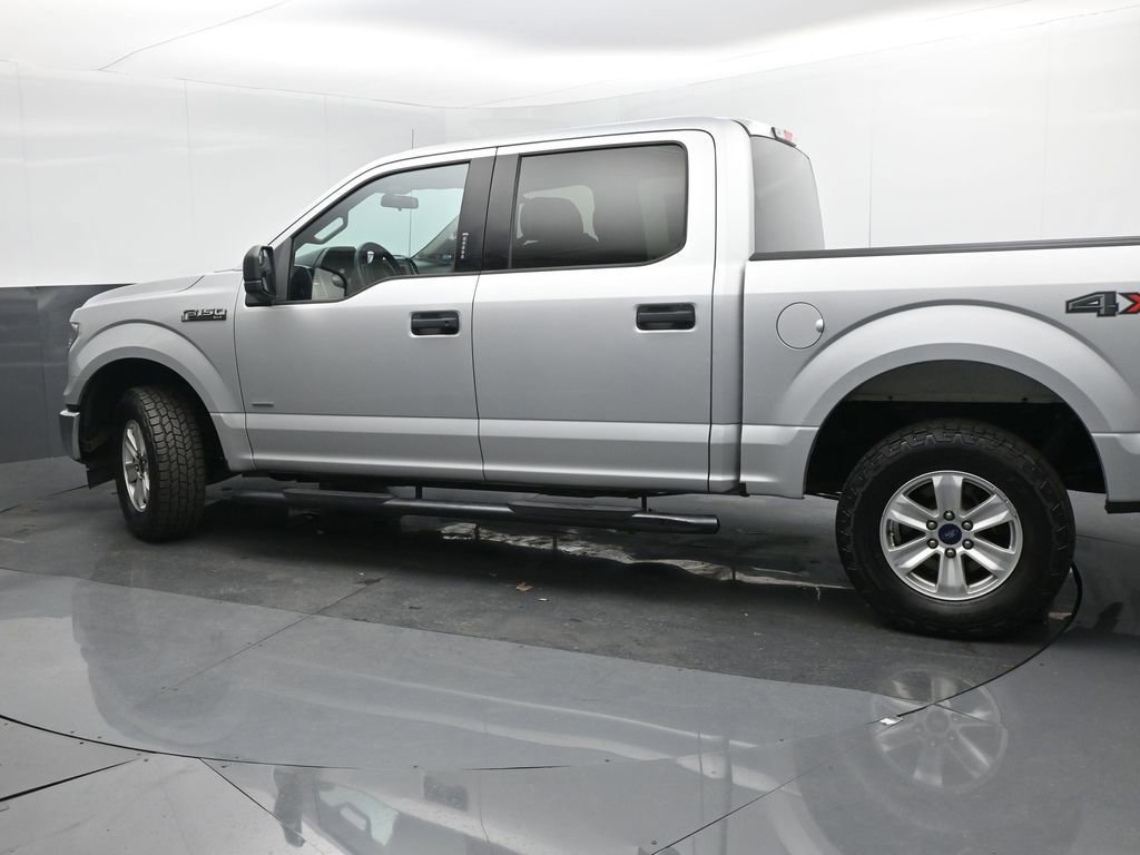 Used 2017 Ford F150 XLT image 3