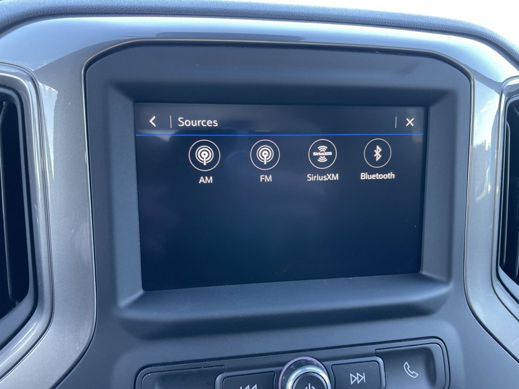 Used 2023 Chevrolet Silverado 1500 Custom image 19