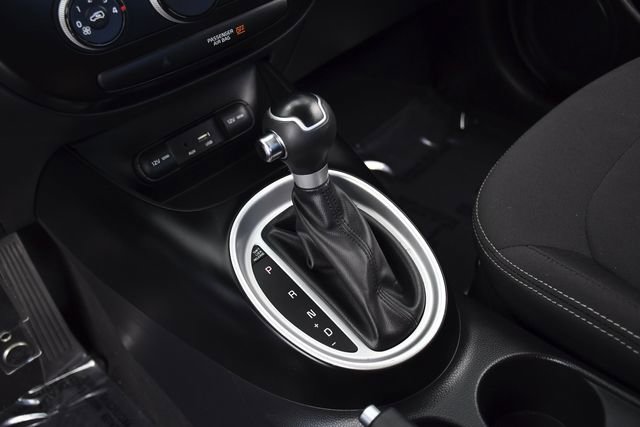 Used 2019 Kia Soul FWD image 12