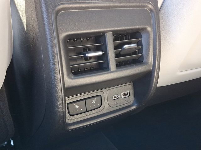 Used 2024 Cadillac XT4 Sport image 9