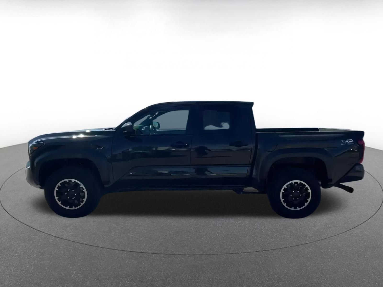 Used 2025 Toyota Tacoma TRD Off-Road image 9