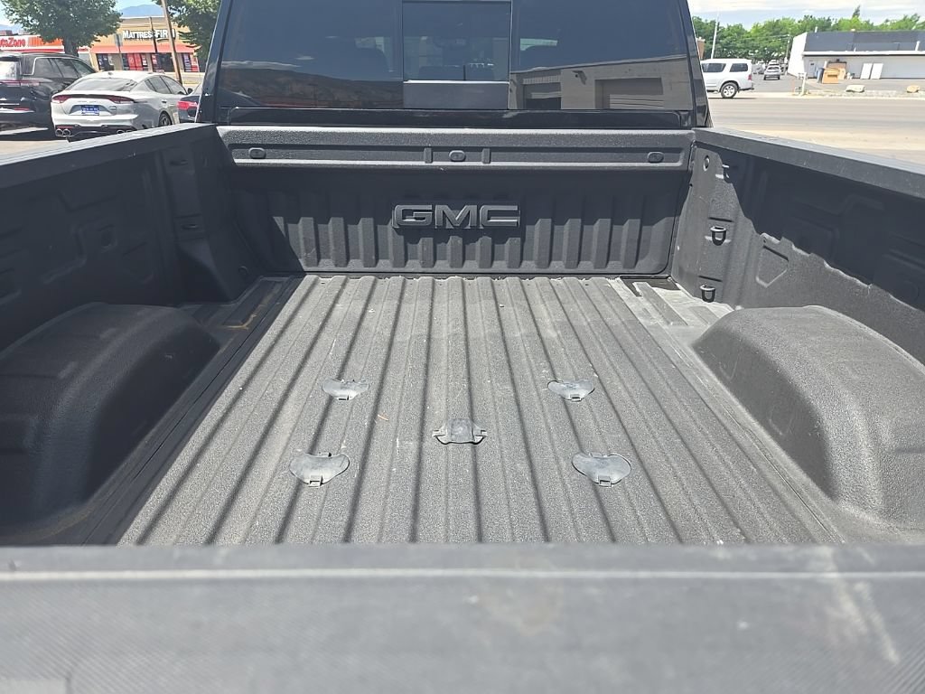 Used 2025 GMC Sierra 3500 Denali Ultimate AWD/4WD image 29