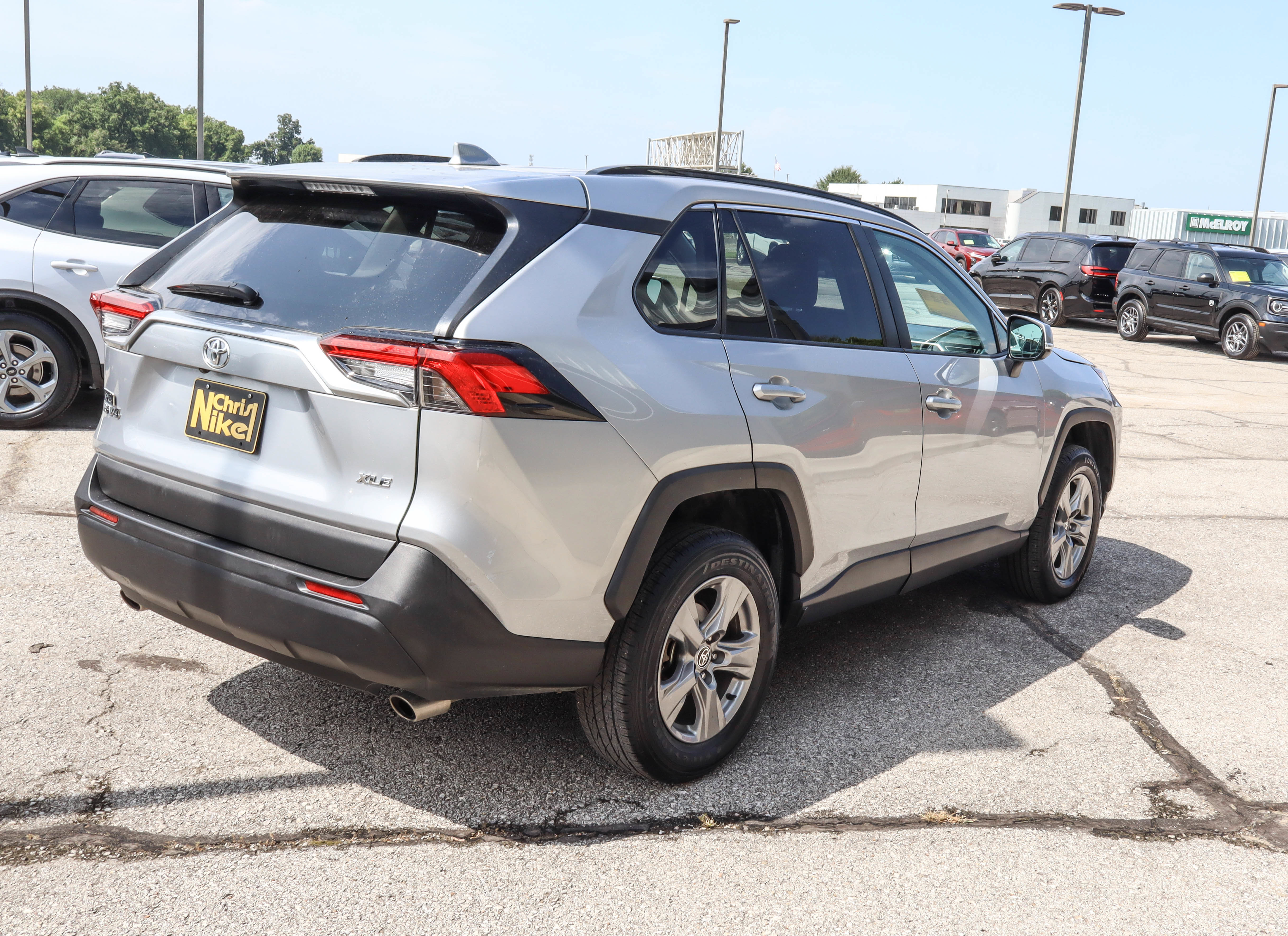 Used 2024 Toyota RAV4 XLE FWD image 4