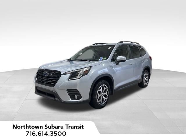 Certified 2023 Subaru Forester Premium image 1