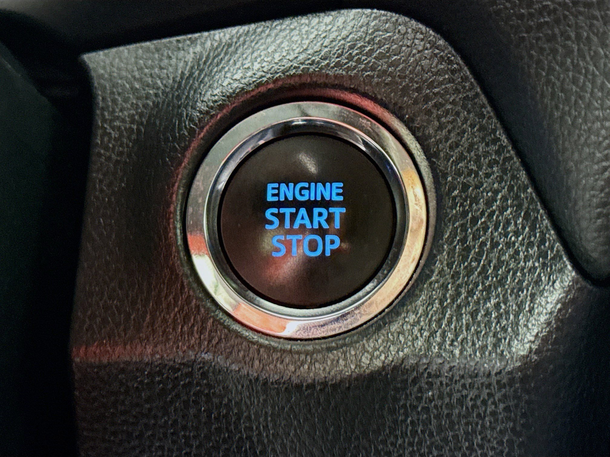 Used 2022 Toyota RAV4 XLE image 21