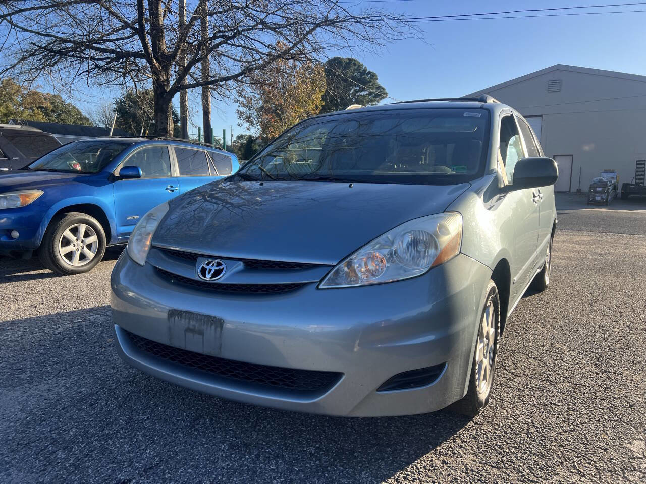 Used 2009 Toyota Sienna CE image 20