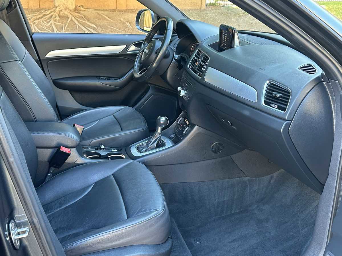Used 2018 Audi Q3 2.0T Premium w/ Convenience Package FWD image 10